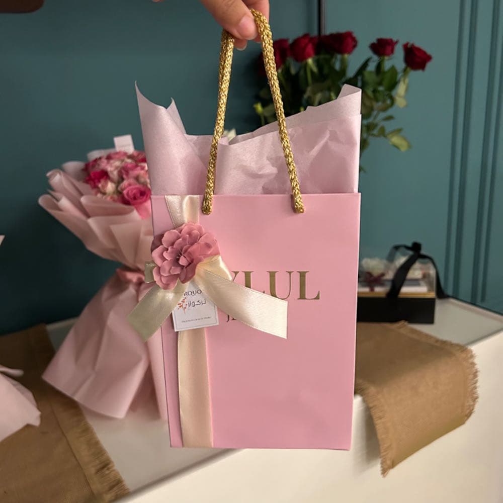   تغليف وردي 💖